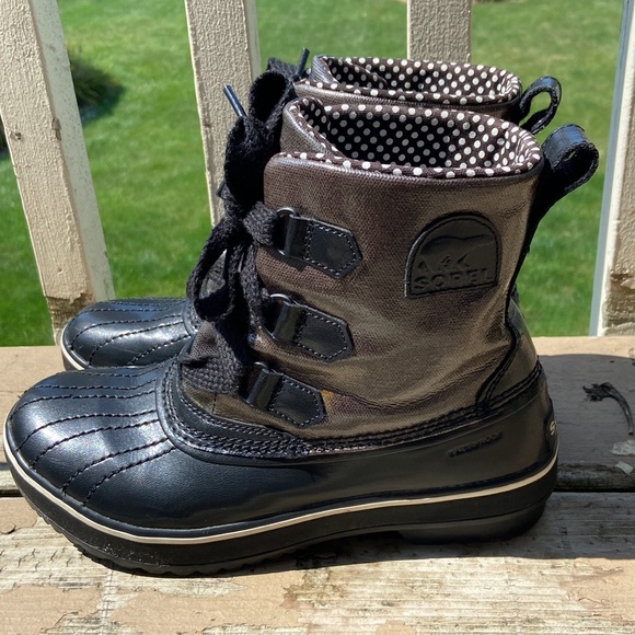 Sorel Tivoli Rain Boots Women’s Sz 8 Blk/Brwn Gently Used-Nice Ready For Fall! - Picture 4 of 17